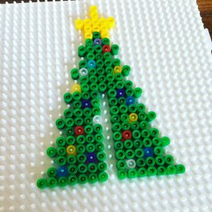 hama-beads-christmas-tree